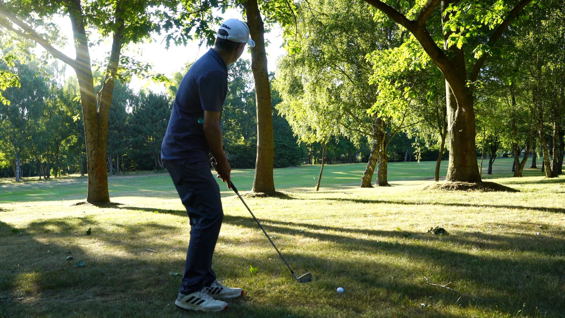 Was ist eigentlich ein Golfer? Eine leicht ironische Annäherung an das vielleicht schönste Elend der Freizeitwelt
